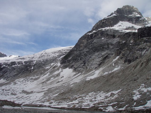 p7112719.jpg