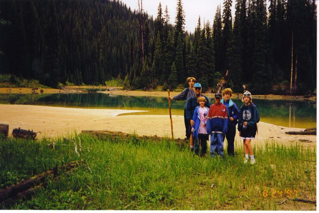 stanleymitchellhut1997027.jpg